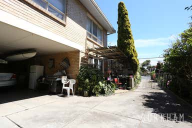 11 Berthandra Court West Footscray VIC 3012 - Image 2