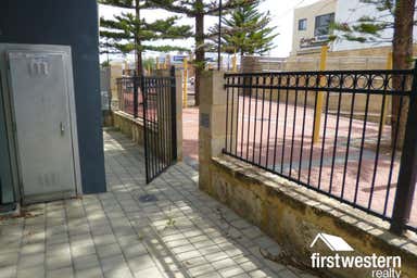 2/6 Bouvard Walk Clarkson WA 6030 - Image 4