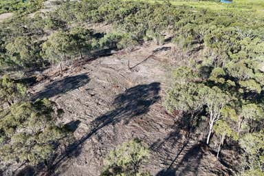 60 Findling Road Boyne Island QLD 4680 - Image 2