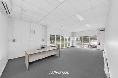 1/50 Station Street Cranbourne VIC 3977 - Image 3