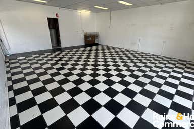 Shop 2, 108 Railway Parade Glenfield NSW 2167 - Image 3