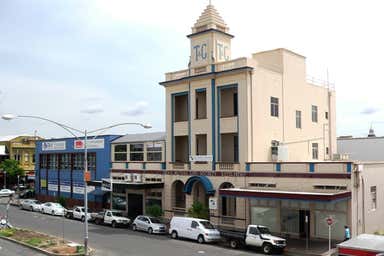 8 William Street Rockhampton City QLD 4700 - Image 4