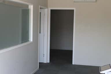 10 Sonia Court Raceview QLD 4305 - Image 3