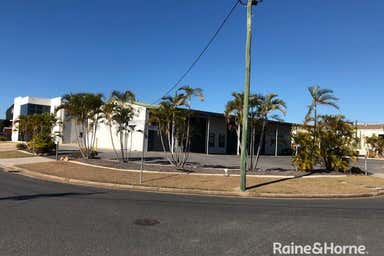 4 Gibson Street Gladstone Central QLD 4680 - Image 4