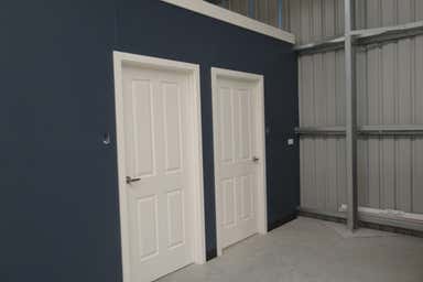 Unit 4, 21 Farrow Circuit Seaford SA 5169 - Image 3