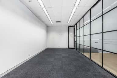 T8, 25 Donkin Street West End QLD 4101 - Image 4