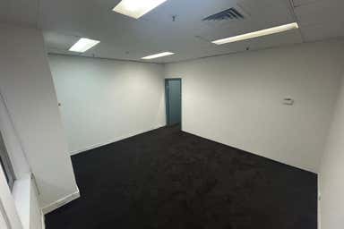 404/227 Collins Street Melbourne VIC 3000 - Image 3