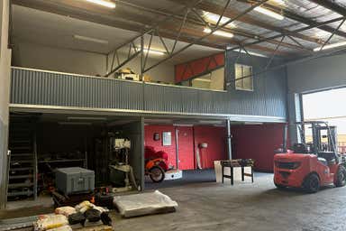 5/114 Briggs Street Welshpool WA 6106 - Image 3