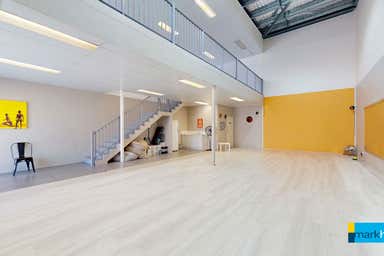 6/8 Hurley Street Canning Vale WA 6155 - Image 3