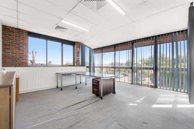 Level 1 / 521 Burke Road Camberwell VIC 3124 - Image 4