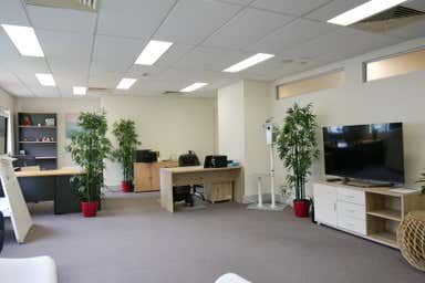 Suite 3 Level 2, 120 Erina Street Gosford NSW 2250 - Image 4