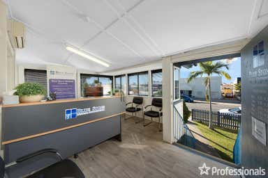 70 Lord Street Gladstone Central QLD 4680 - Image 4
