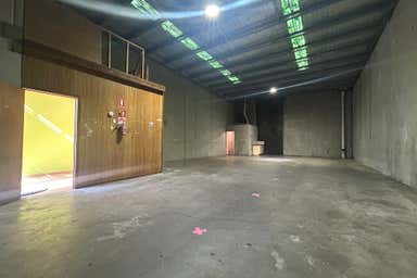 18/12-20 James Court Tottenham VIC 3012 - Image 4