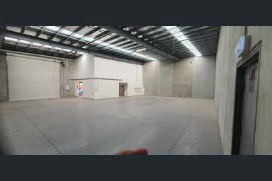 1/53 Ravenhall Way Ravenhall VIC 3023 - Image 4