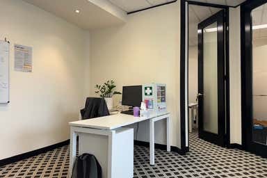 332/1 Queens Road Melbourne VIC 3004 - Image 3