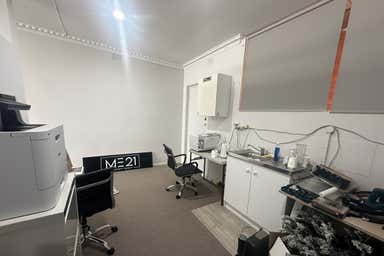 33A Sunhill Road Mount Waverley VIC 3149 - Image 4