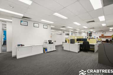 15 Nyadale Drive Scoresby VIC 3179 - Image 4