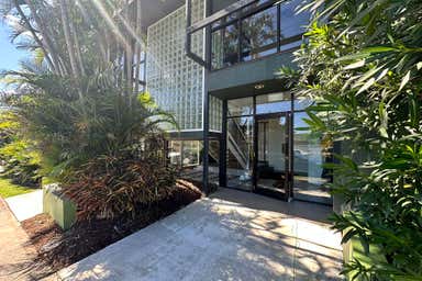 25 Lemana Lane Burleigh Heads QLD 4220 - Image 3