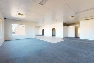 46 Farrall Road Midvale WA 6056 - Image 3