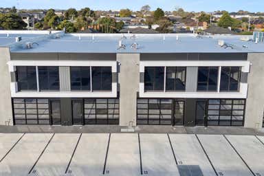 31 Franklyn Street Huntingdale VIC 3166 - Image 2