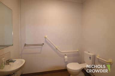 3/17 Diane Street Mornington VIC 3931 - Image 4