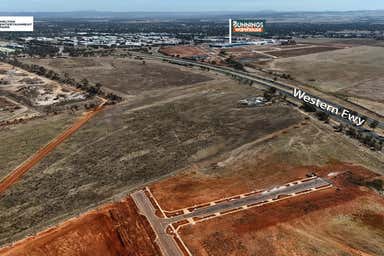 6/Lot 14 Whinstone Street Cobblebank VIC 3338 - Image 3