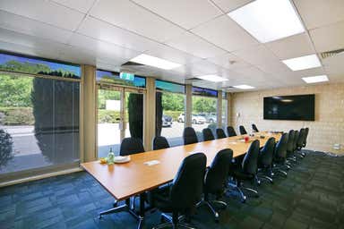 18 Sorbonne Crescent Canning Vale WA 6155 - Image 3