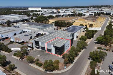 2/2 Tidal Way Bibra Lake WA 6163 - Image 4