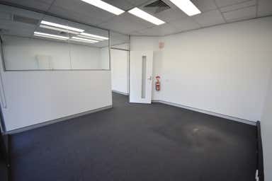 8/22 Stanley Street Wodonga VIC 3690 - Image 3