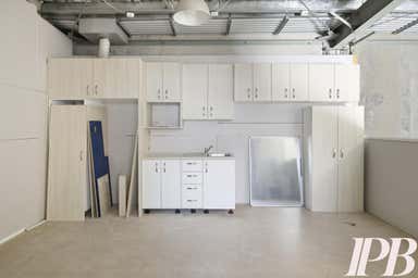 2/20 Rivergate Place Murarrie QLD 4172 - Image 4