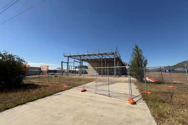 3/203 McKoy Street Wodonga VIC 3690 - Image 3