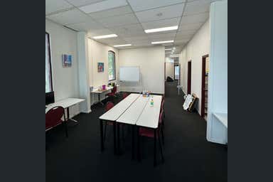 Suite 1 / 262 Racecourse Road Flemington VIC 3031 - Image 3