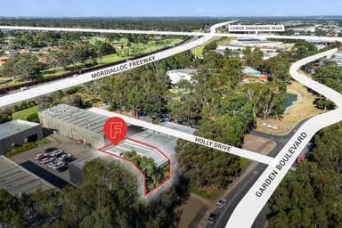 22 Garden Boulevard Dingley Village VIC 3172 - Image 4