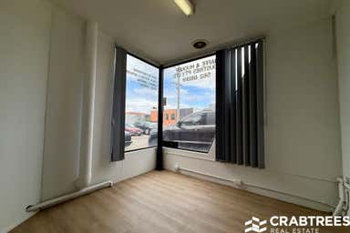 3/3-5 Natalia Avenue Oakleigh South VIC 3167 - Image 3