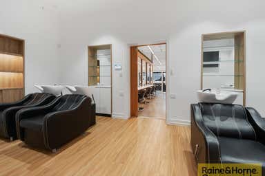 2/110 Macquarie Street Teneriffe QLD 4005 - Image 3