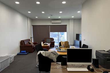 1/4 Morialta Road Cranbourne West VIC 3977 - Image 4