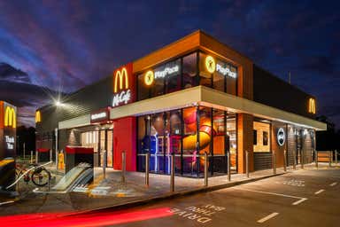 McDonald’s, 1805 Wine Country Drive North Rothbury NSW 2335 - Image 3
