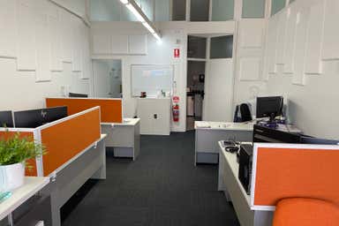 5/195 Ron Penhaligon Way Robina QLD 4226 - Image 3