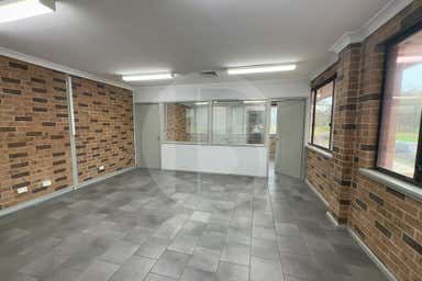 4 RENNIE STREET Wetherill Park NSW 2164 - Image 3