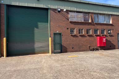 12/15 Childs Road Chipping Norton NSW 2170 - Image 4