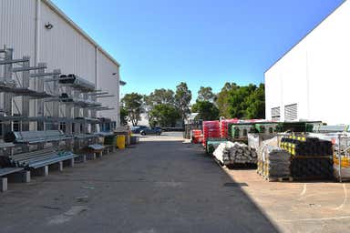 71 Lavarack Avenue Eagle Farm QLD 4009 - Image 3