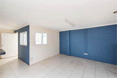 6/6 Dellamarta Road Wangara WA 6065 - Image 4