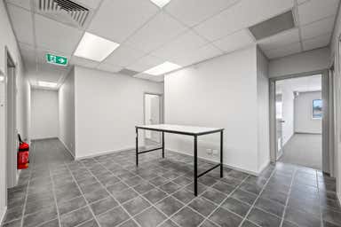 2/250 Fulham Street Belmont WA 6104 - Image 4