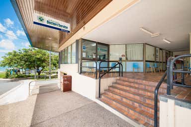 2/257 Shute Harbour Road Airlie Beach QLD 4802 - Image 3
