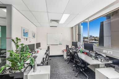 6/Level 3, 54 Jephson Street Toowong QLD 4066 - Image 3