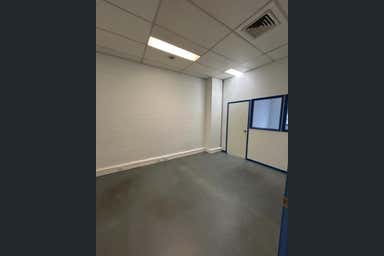 Unit 2, 440 Sheridan Street Cairns North QLD 4870 - Image 4