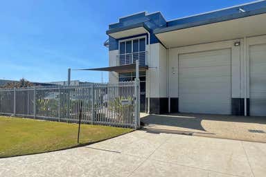 60 Distinction Road Wangara WA 6065 - Image 3