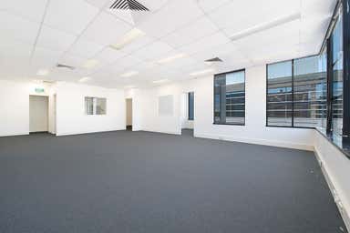 3/12 Navigator Place Hendra QLD 4011 - Image 4