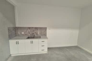1/10 Trade Way Cranbourne West VIC 3977 - Image 4