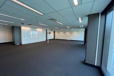 C302/19 Kitchener Drive Darwin City NT 0800 - Image 3